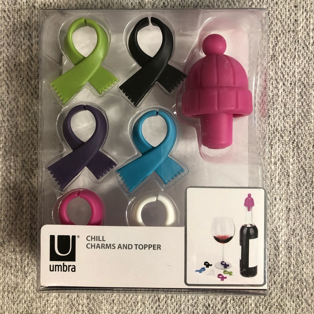 Brand New Umbra Charms and Topper (winter edition).